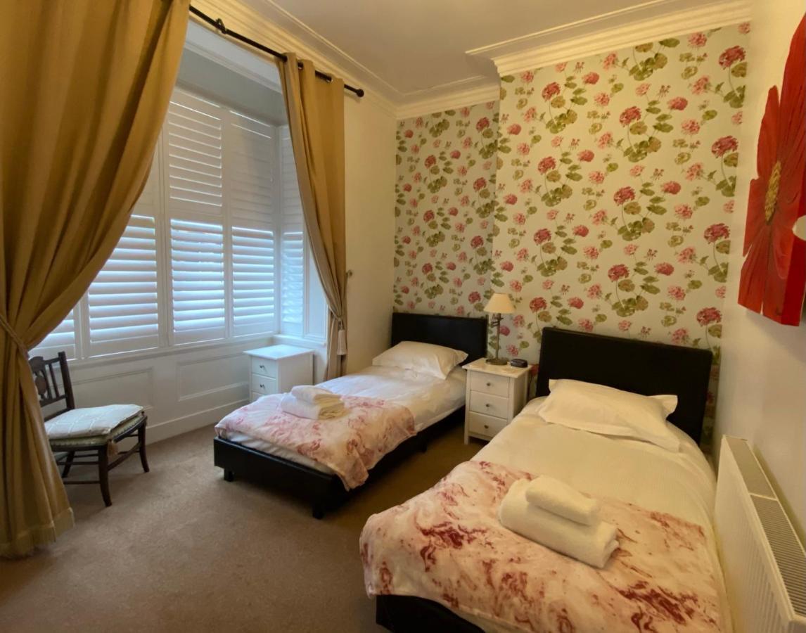 York City Center Apartments With Free Private Parking Bagian luar foto
